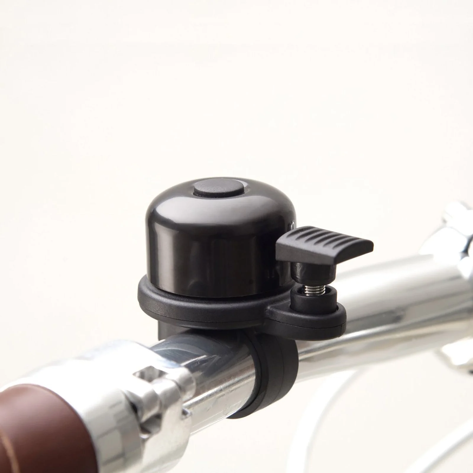 AirBell Fietsbel voor AirTag - ø31,8 mm - Image 3