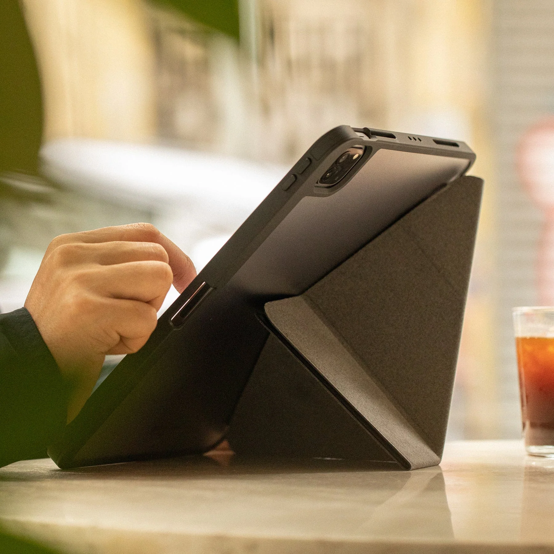 Native Union Active Case voor iPad Air 13-inch (M4/M3/M2) - Zwart - Image 7