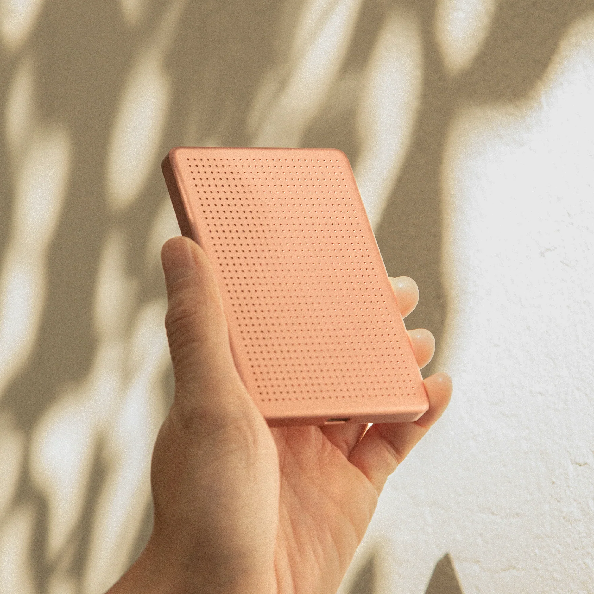 Native Union Active Power Bank - 5000mAh - Abrikoos - Image 4
