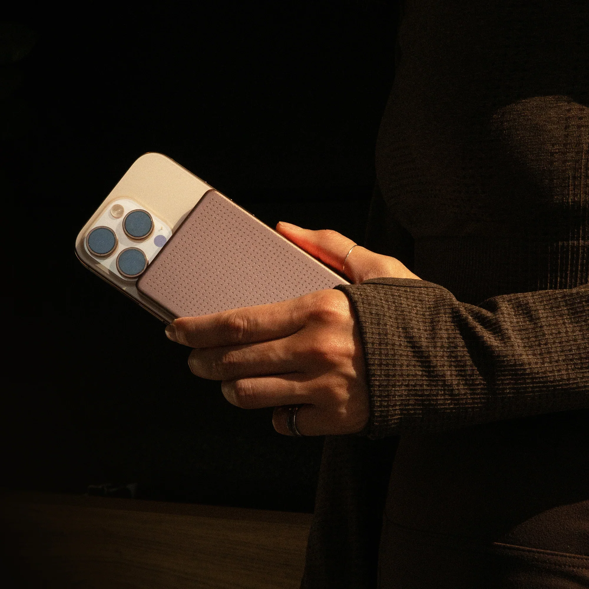 Native Union Active Power Bank - 5000mAh - Abrikoos - Image 6