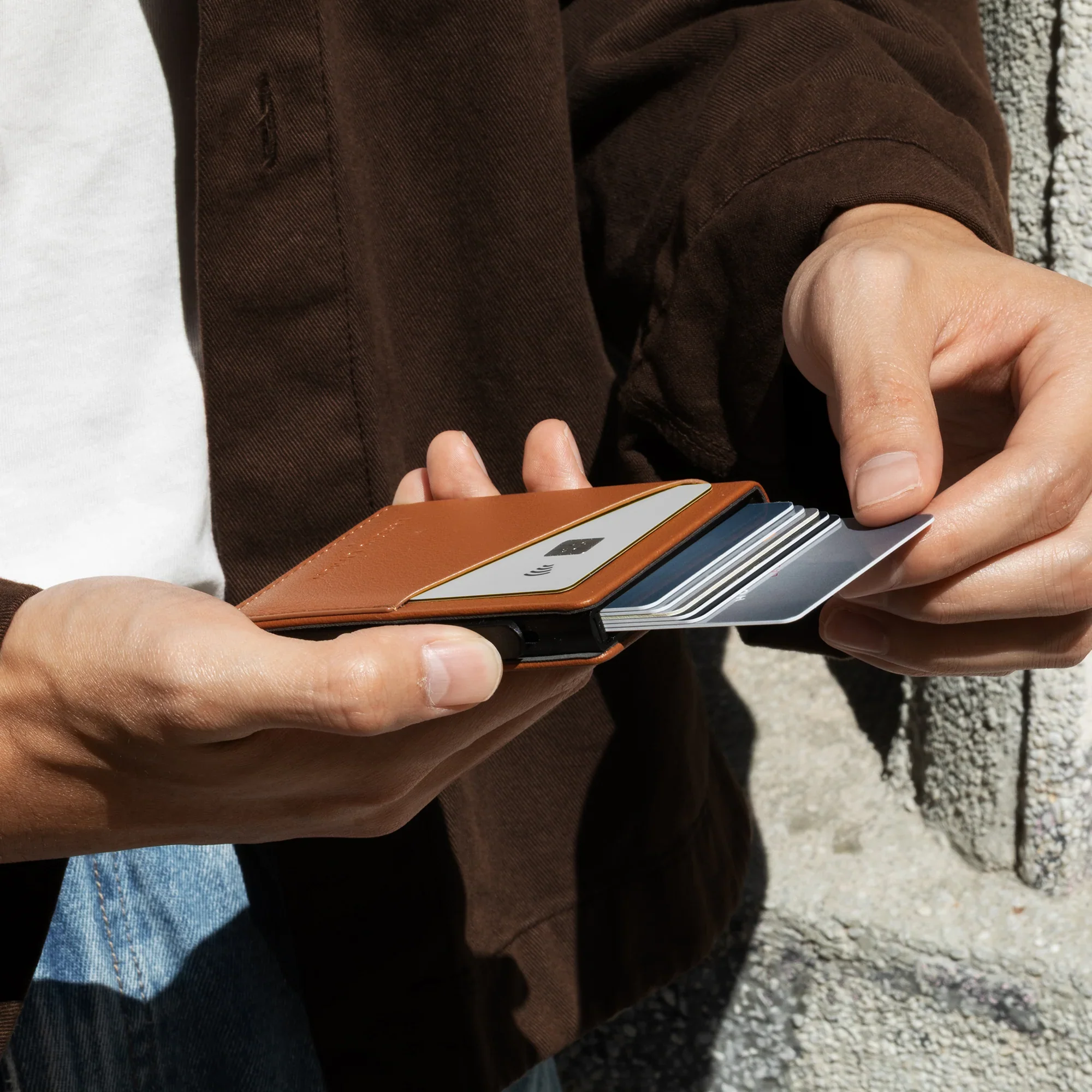 Native Union Slide Card Wallet - Bruin - Image 2