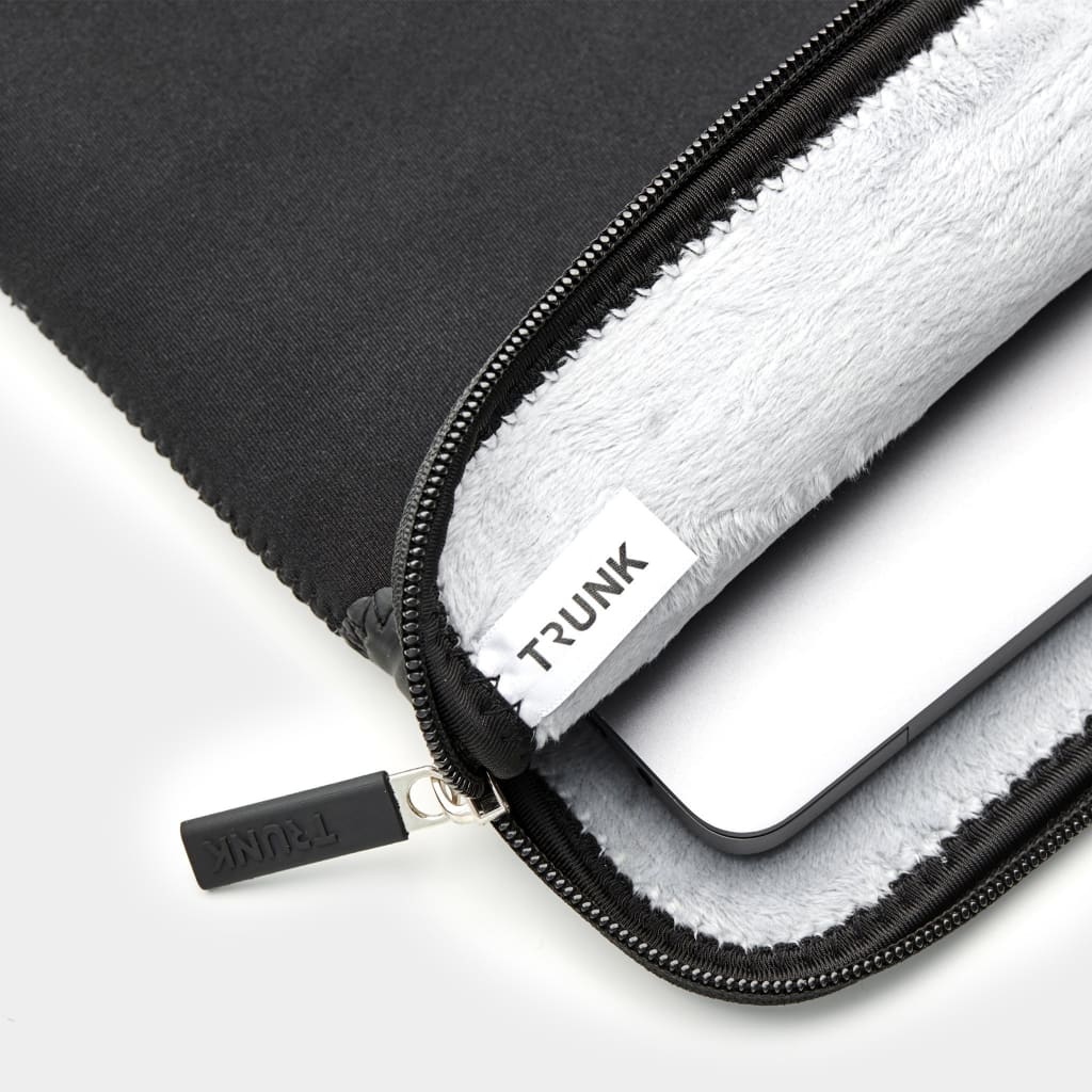 Trunk Neopreen hoes voor MacBook 13-inch - Zwart - Image 3