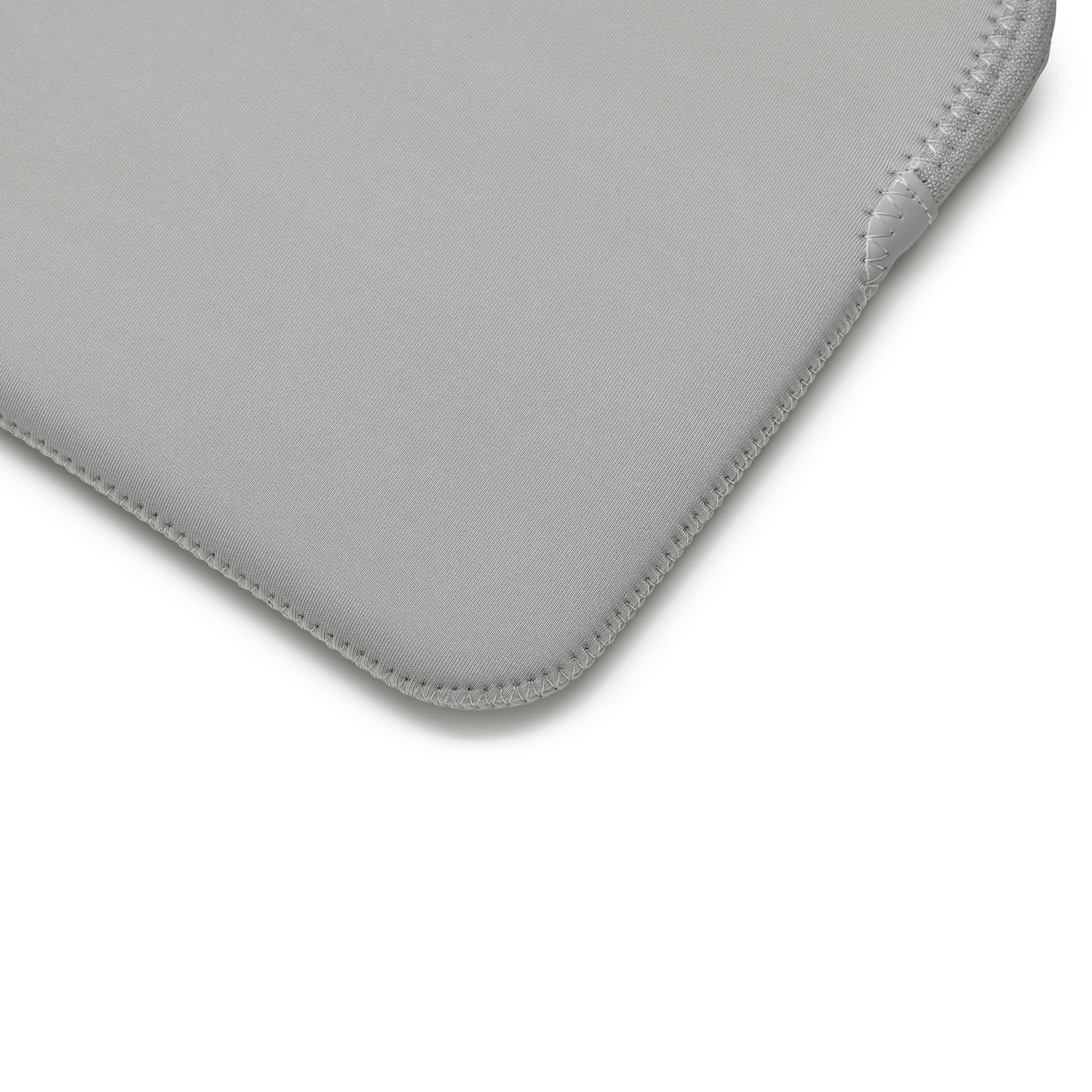 Trunk Neopreen hoes voor MacBook Neo - Zilver - Image 4