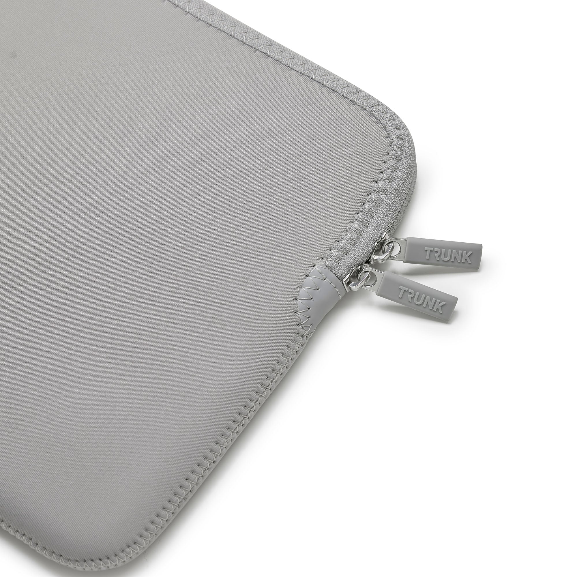 Trunk Neopreen hoes voor MacBook Neo - Zilver - Image 5