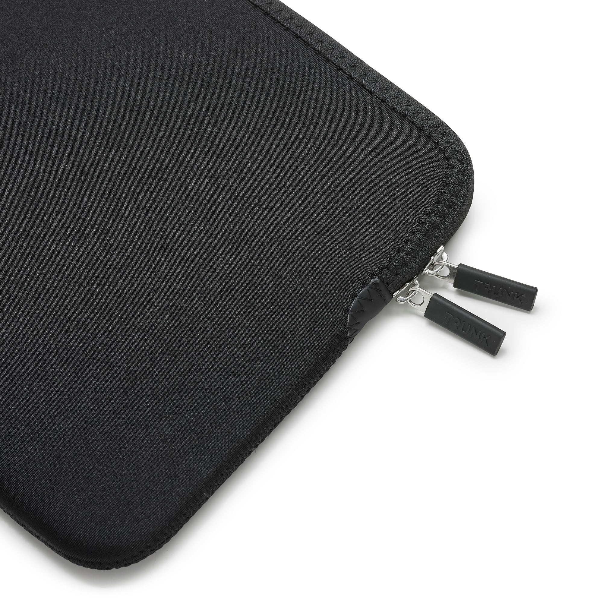 Trunk Neopreen hoes voor MacBook Neo - Zwart - Image 5