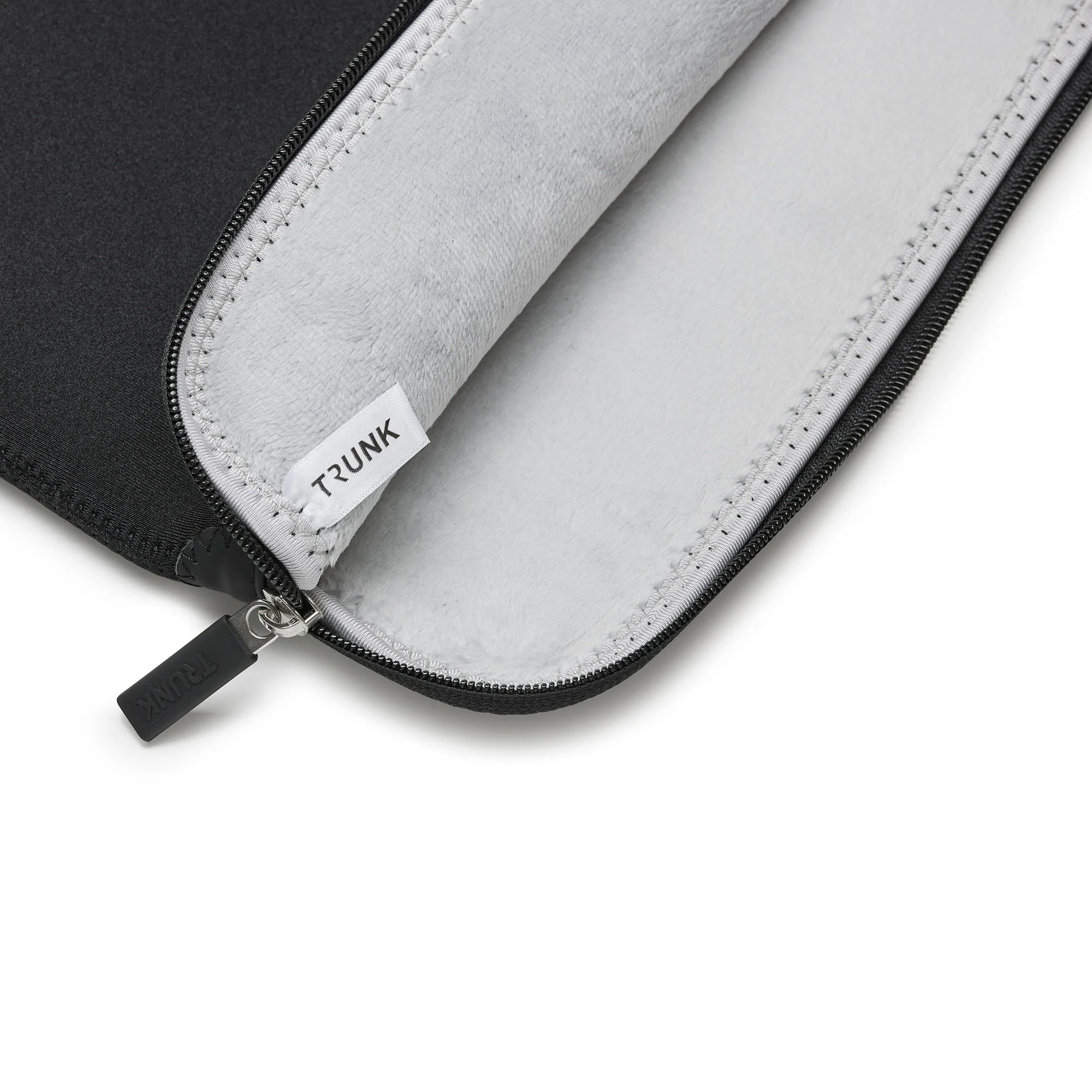 Trunk Neopreen hoes voor MacBook Neo - Zwart - Image 6